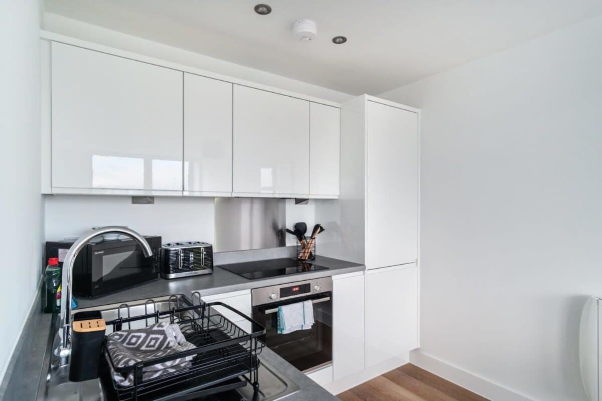 Stay Zeni, Alexandra Rise Manchester Smart 1 Bed Екстериор снимка