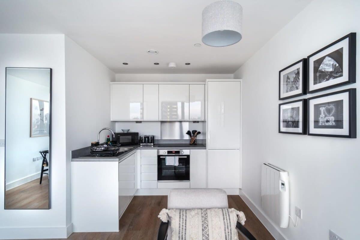 Stay Zeni, Alexandra Rise Manchester Smart 1 Bed Екстериор снимка